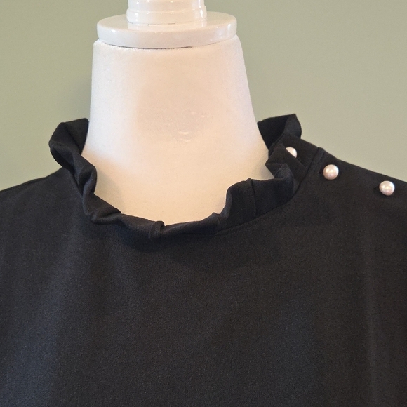 Ann Taylor Black Sleeveless Blouse With Pearls with Ruffled Collar Women's XL - Picture 3 of 10